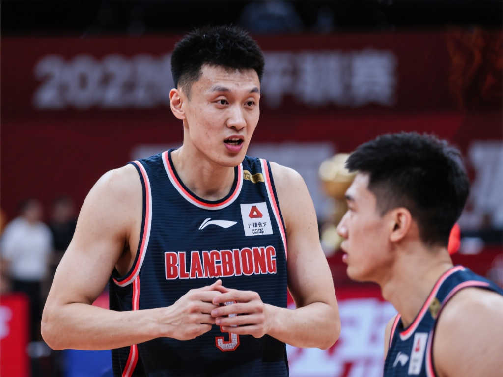 许多人纷纷 许多人纷纷