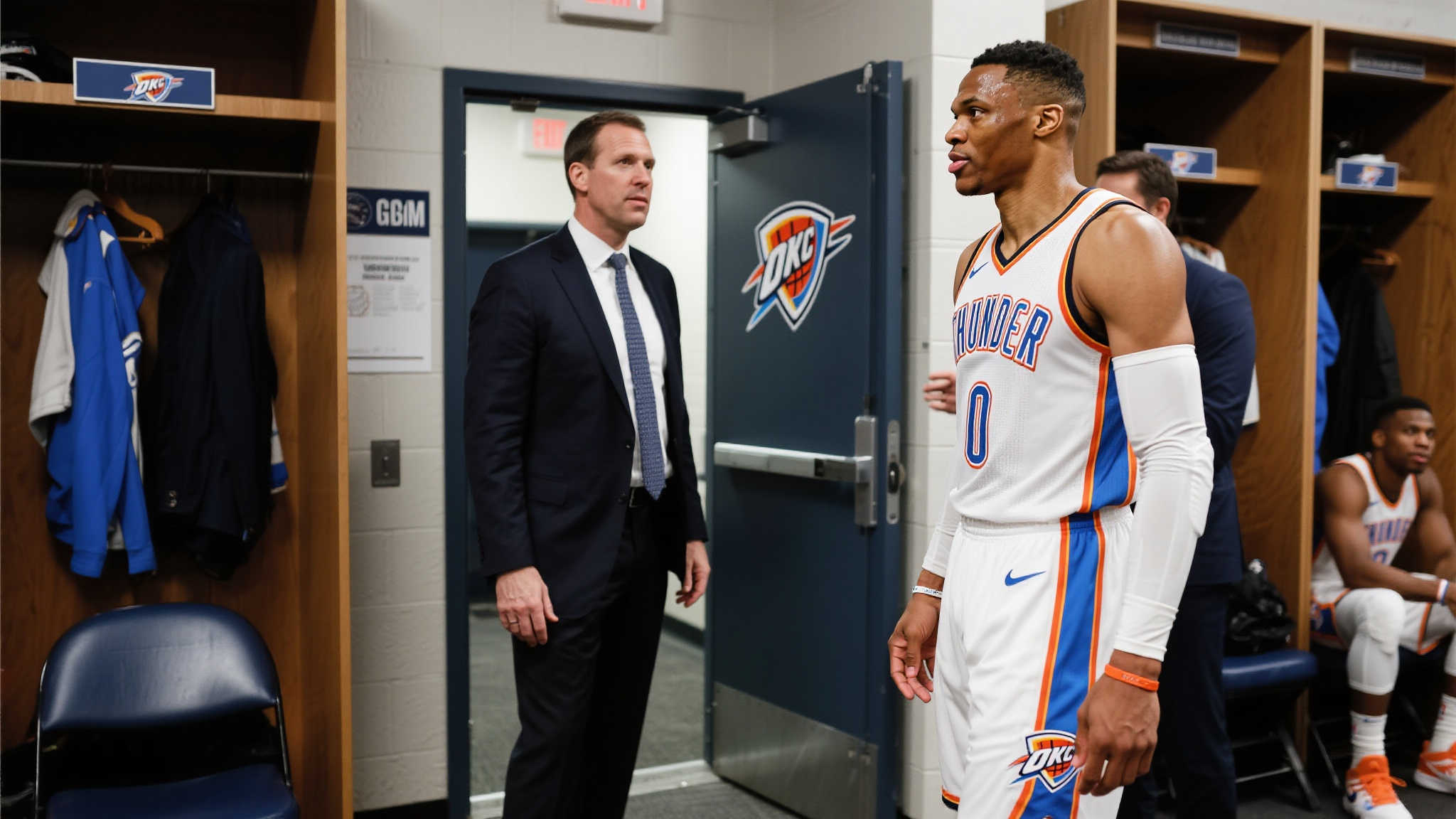 部的目光呢 部的目光呢